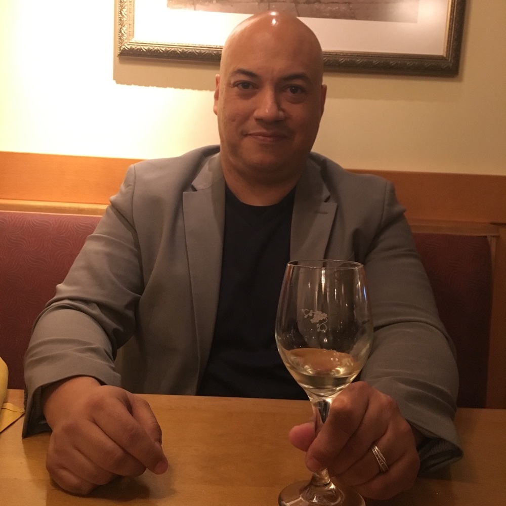 Meet your Posher, Luis